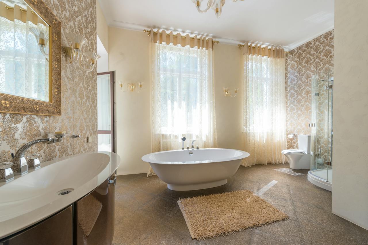how to design a luxury bathroom