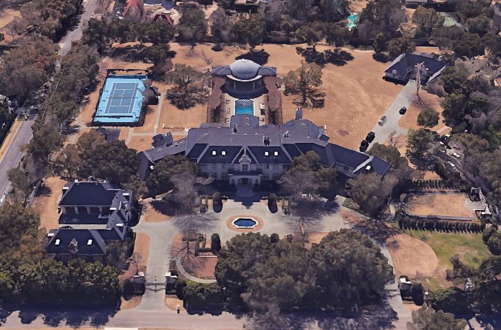 French Chateau-Style Architecture